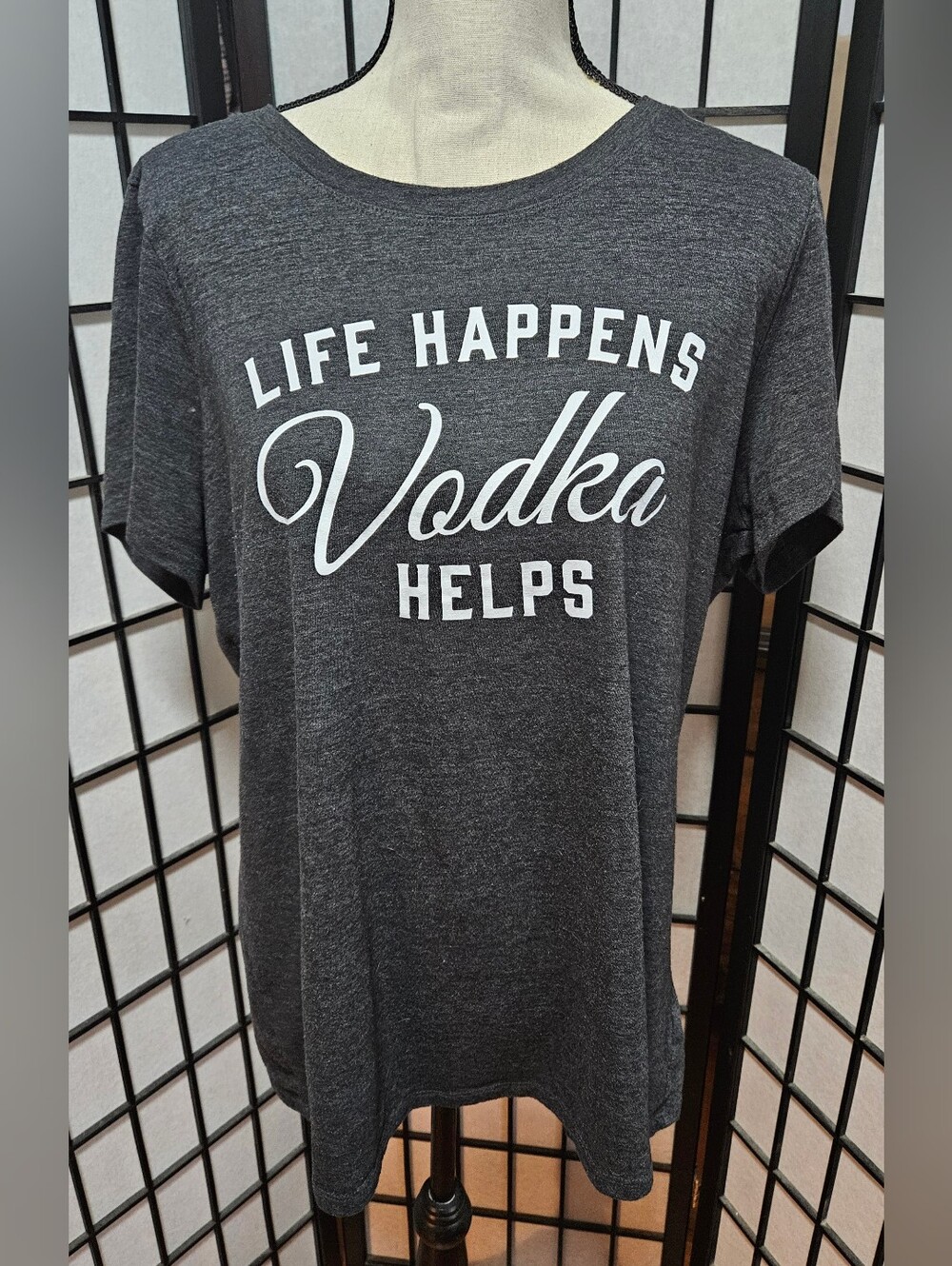 Torrid 2 (2XL) Grey "Life Happens Vodka Helps" Graphic Tee